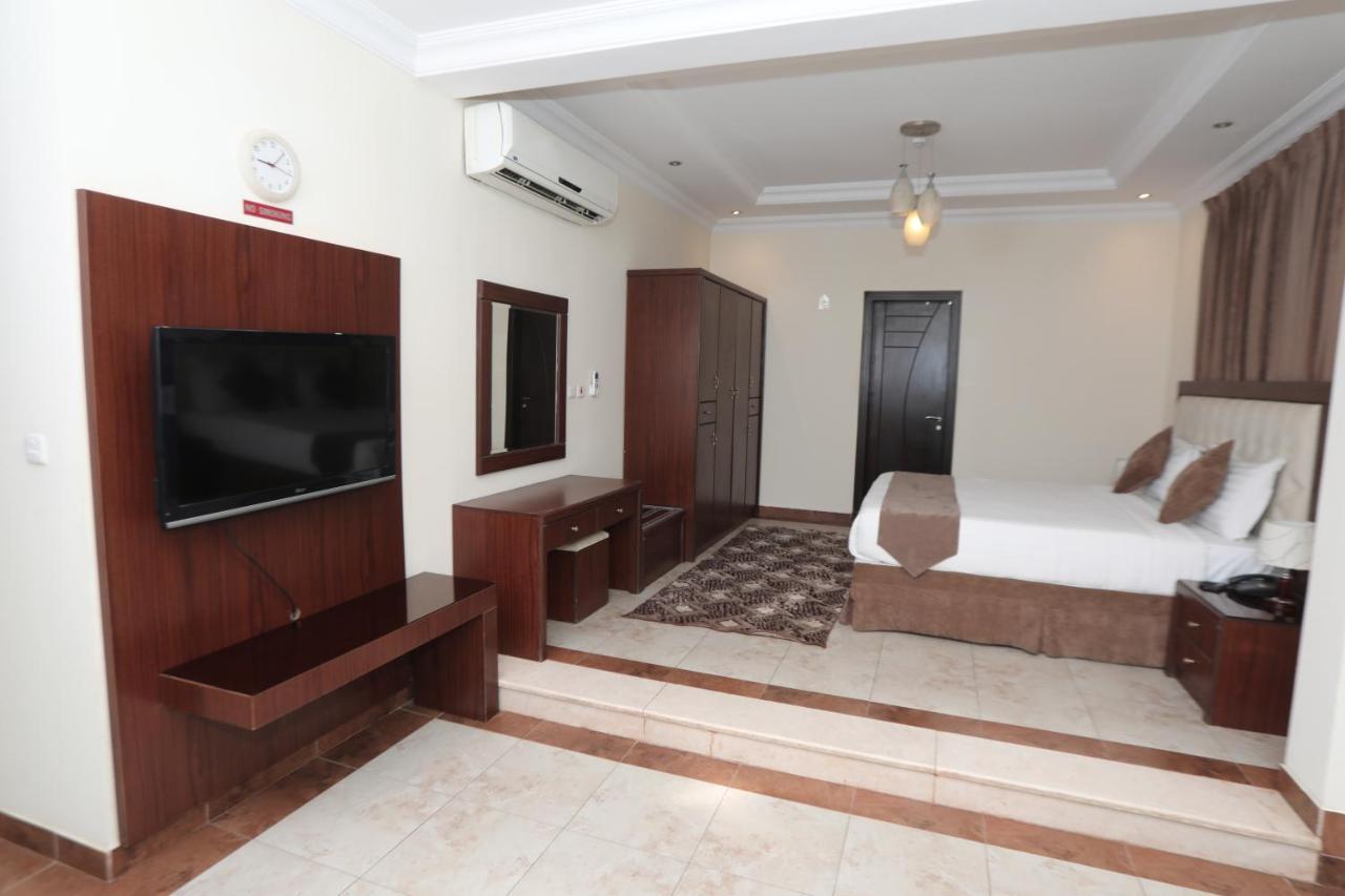 Samaya Suites Riyadh Bagian luar foto